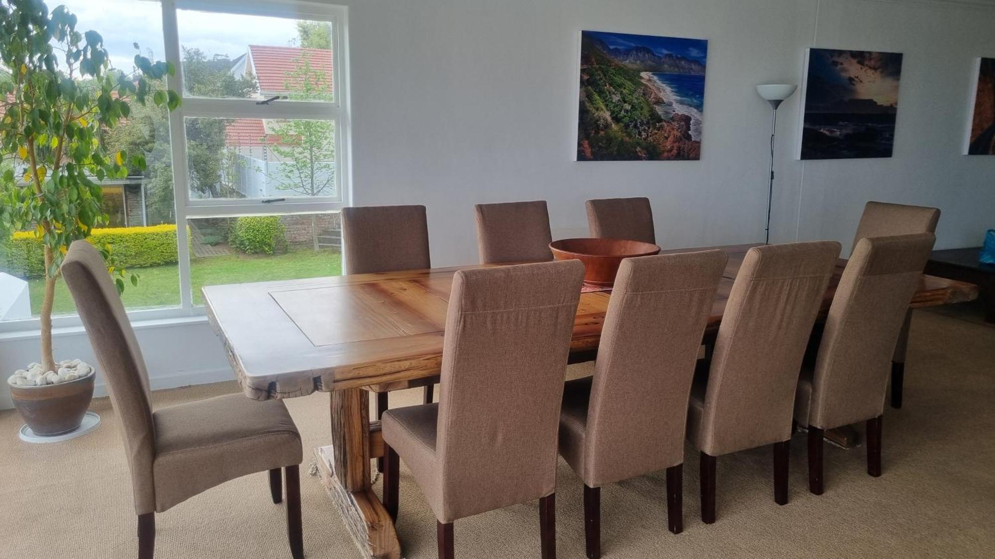 Holiday home Beautiful 4 Bedroom Overlooking The Ocean In Somerset West